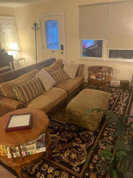 Entire Private 2 Bedrooms House, Nice Neighborhood Arnold Esterno foto